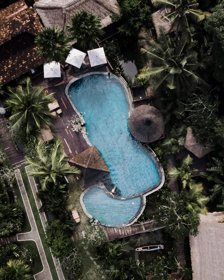 Keramas Sacred River Retreat Resort And Villa Exterior photo