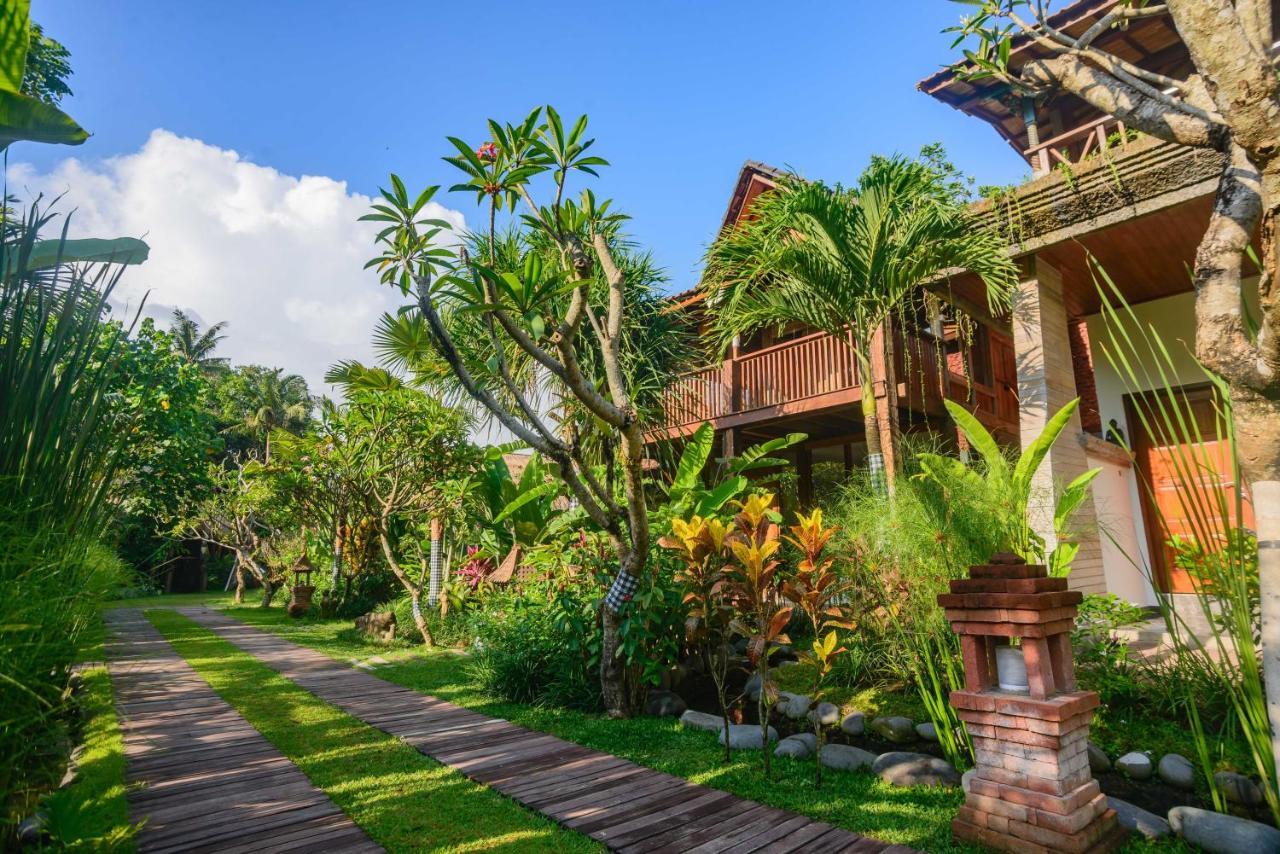 Keramas Sacred River Retreat Resort And Villa Exterior photo